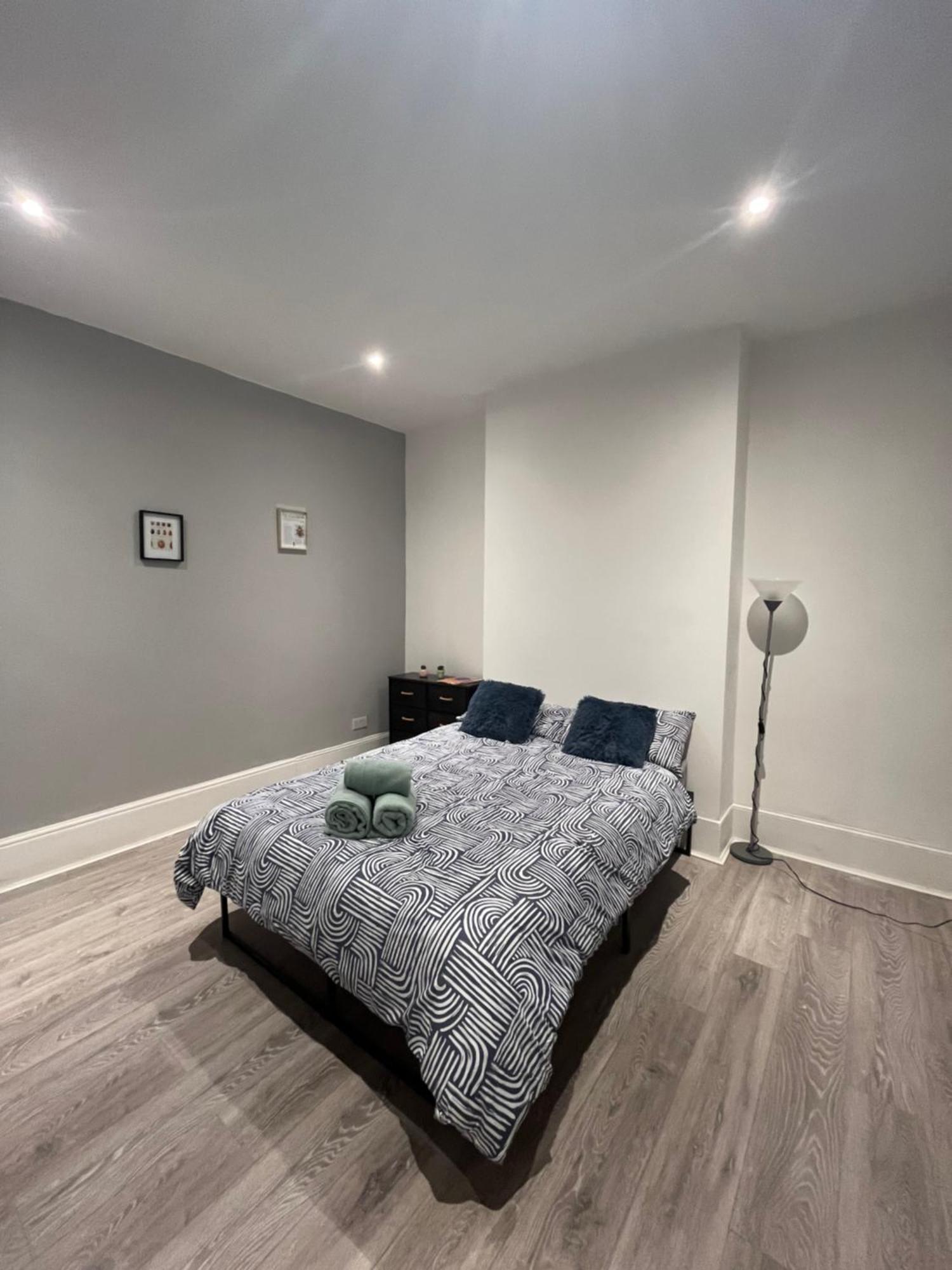 Super Central 2 Bed Flat ロンドン エクステリア 写真